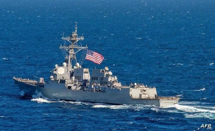 مدمرة أمريكية في مياه جنوب البحر الأحمر (أ ف ب)