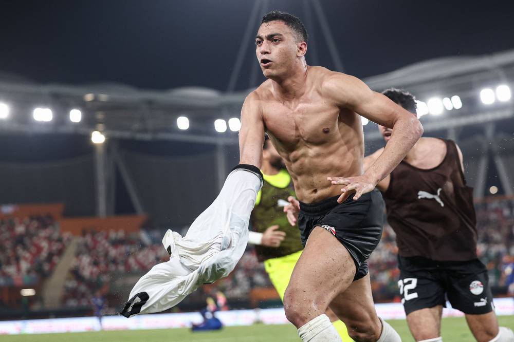 سيناريو الاثنين الجنوني في كأس إفريقيا يؤهل خمسة منتخبات دون أن تلعب