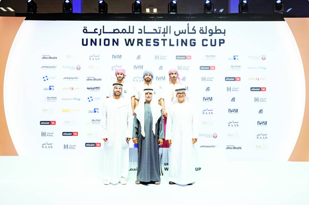  نهيان بن مبارك ومحمد المبارك ومغير الخييلي