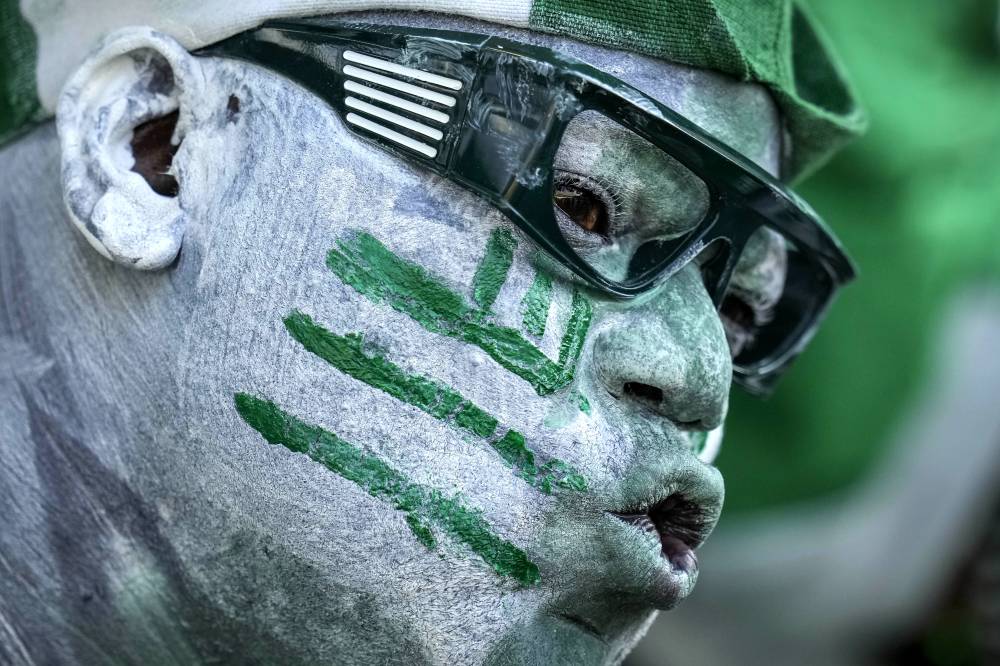 ثمن نهائي كأس إفريقيا ينطلق بقمة نارية بين نيجيريا والكاميرون