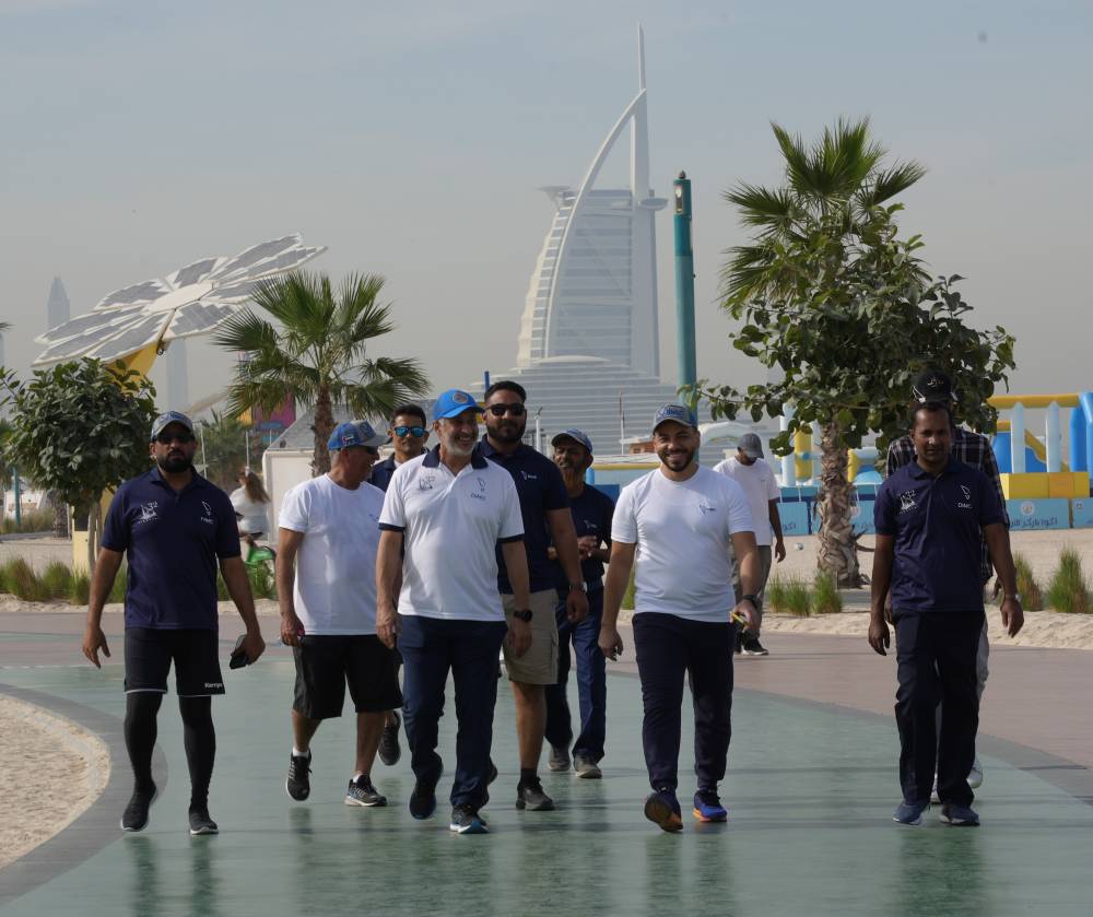 الفلاحي يتوسط المشاركين