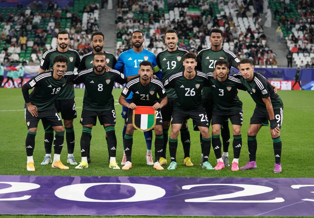 منتخب الإمارات يتطلع للعبور إلى ربع النهائي
