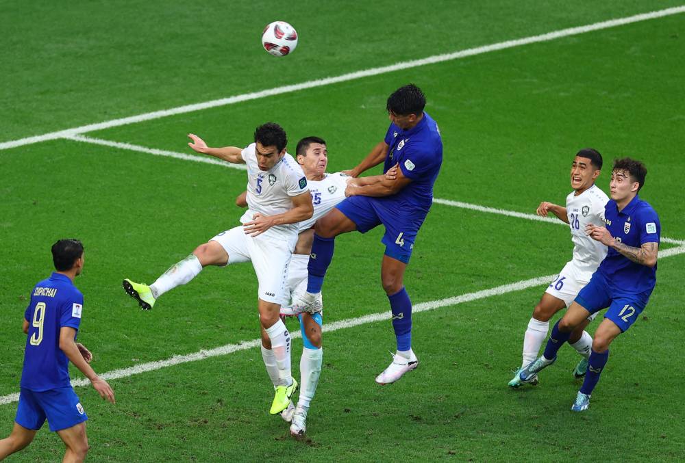أوزبكستان إلى ربع نهائي كأس آسيا بعد فوزها على تايلاند