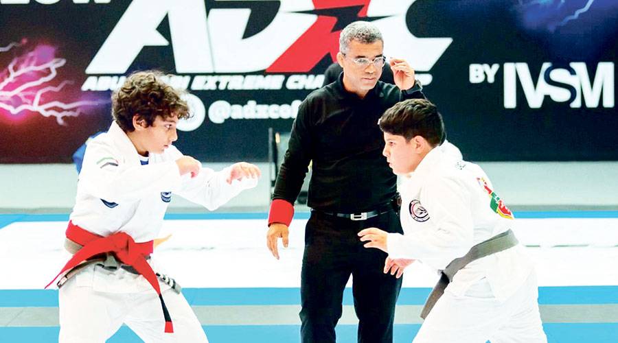  من منافسات سابقة 
