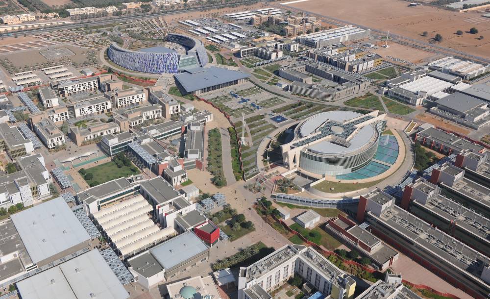طلبة غزة يعبرون عن سعادتهم بالانضمام إلى جامعة الإمارات
