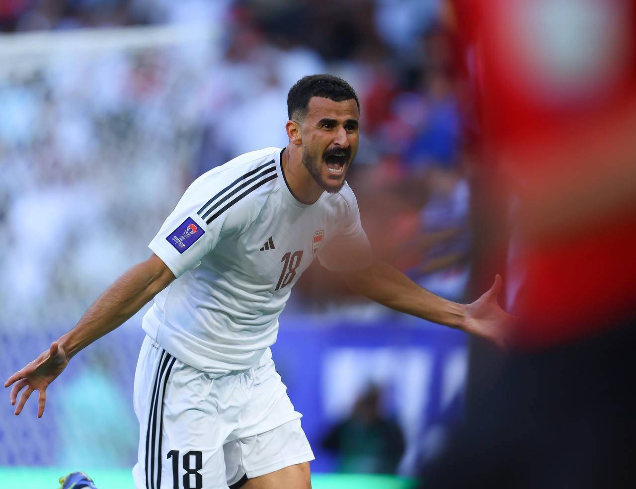 العروض تنهال على بطل «احتفالية المنسف»