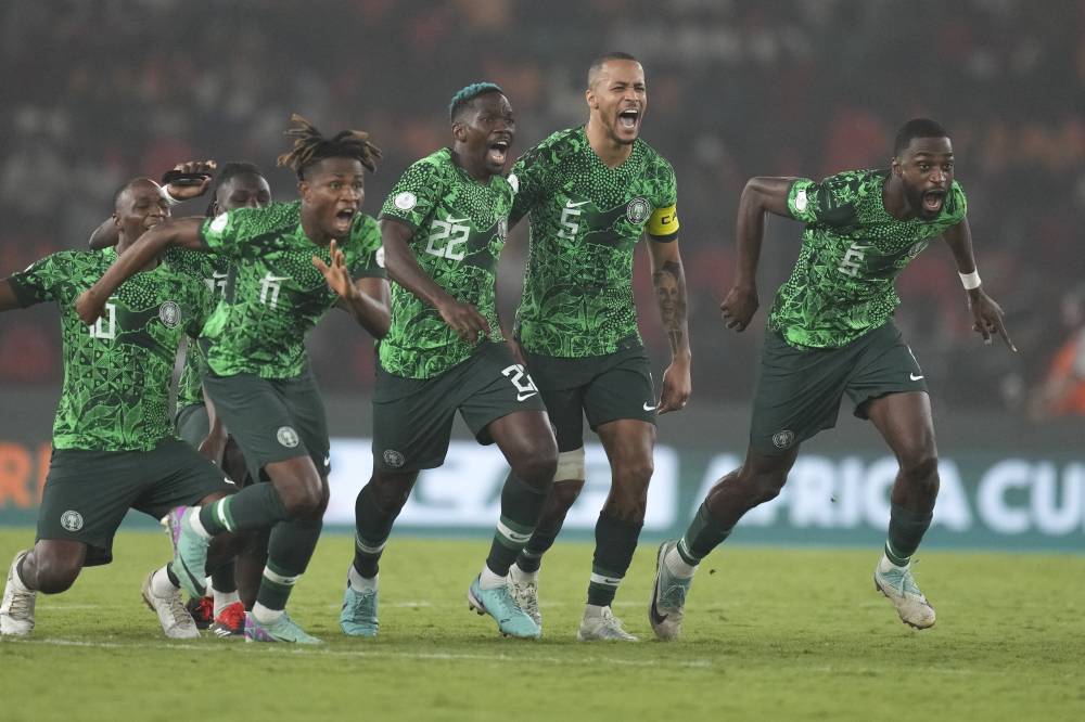 نيجيريا تتأهل إلى نهائي كأس أمم إفريقيا بركلات الترجيح