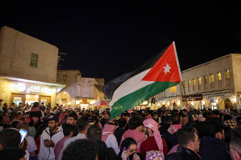 نهائي كأس آسيا.. من يصنع التاريخ قطر أم الأردن؟