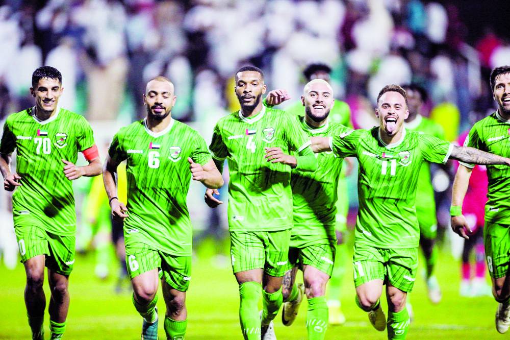 فرحة لاعبي العروبة