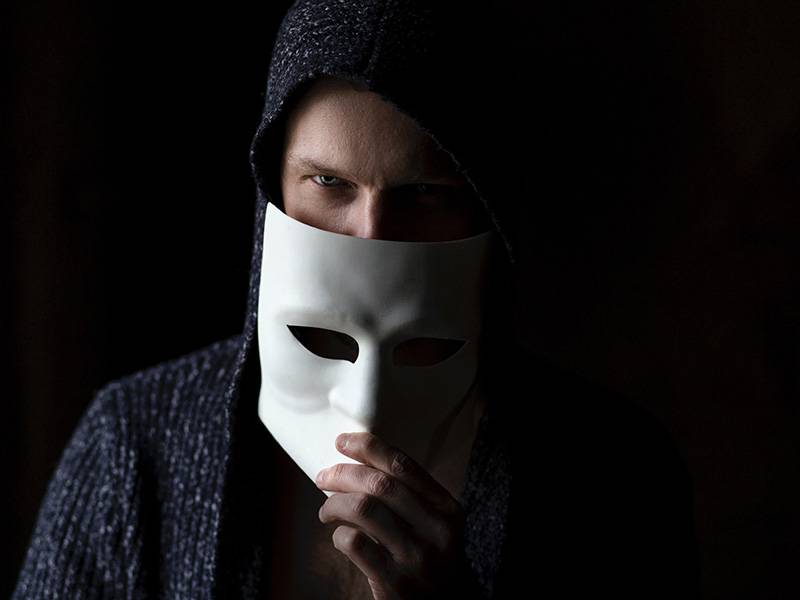  متلازمة المُنتحل.. مرض نفسي نادر