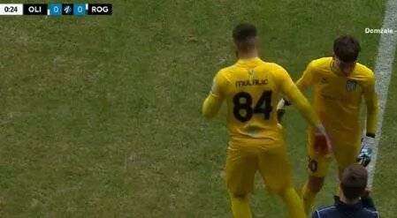 الحارس الناشئ يخرج بعد 20 ثانية