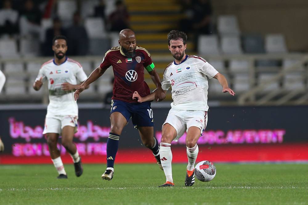 مباراة الوحدة والشارقة في دوري ادنوك للمحترفين