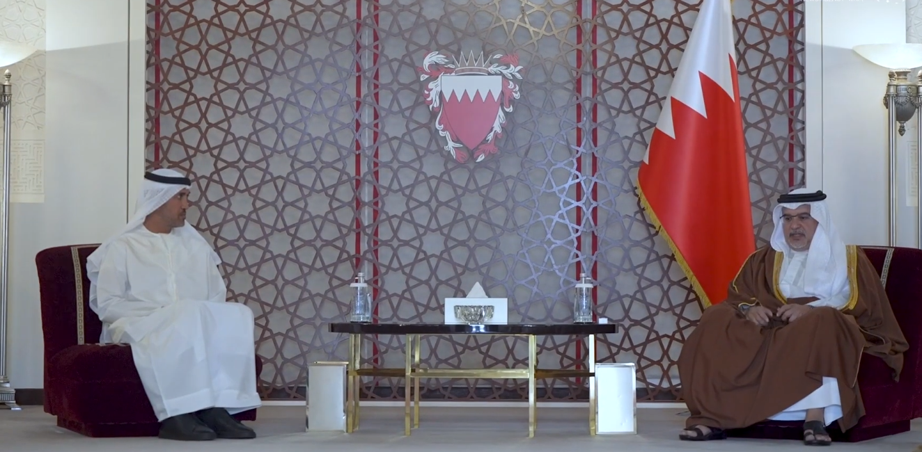 سلمان بن حمد ومحمد المزروعي