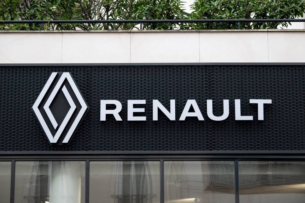 صالة عرض «رينو» في باريس، فرنسا 