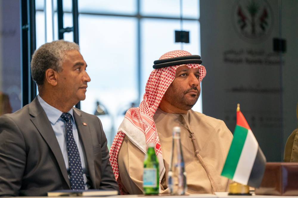 عيسى هلال ودقيش خلال اللقاء