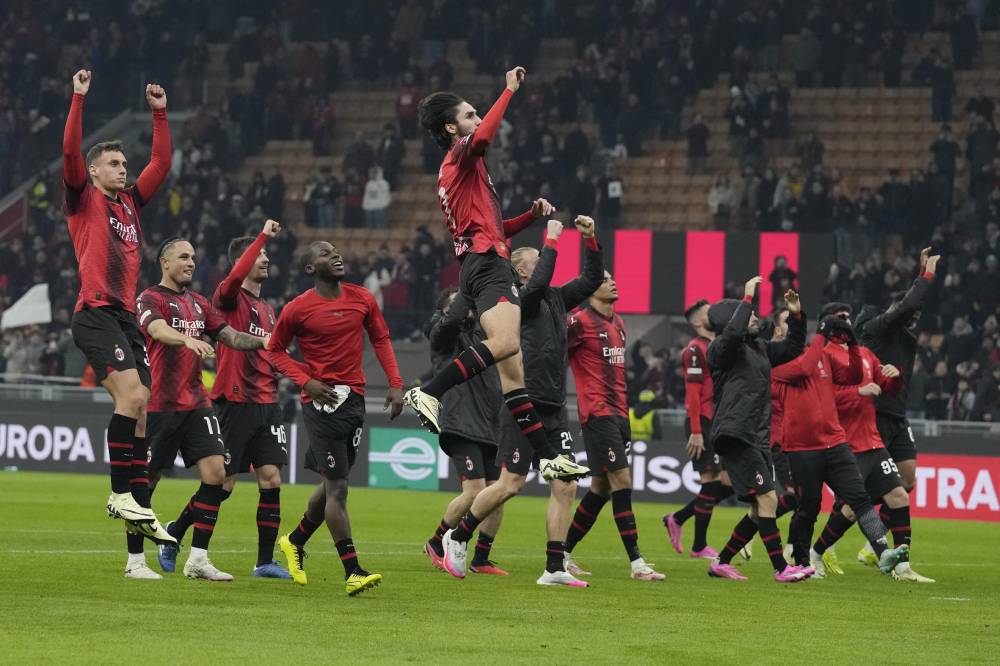 يوروبا ليغ.. ميلان يكتسح رين