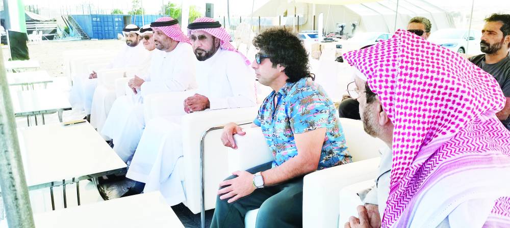 الهاجري والحزامي والنيادي والحمادي والمازمي يتالعون المنافسات