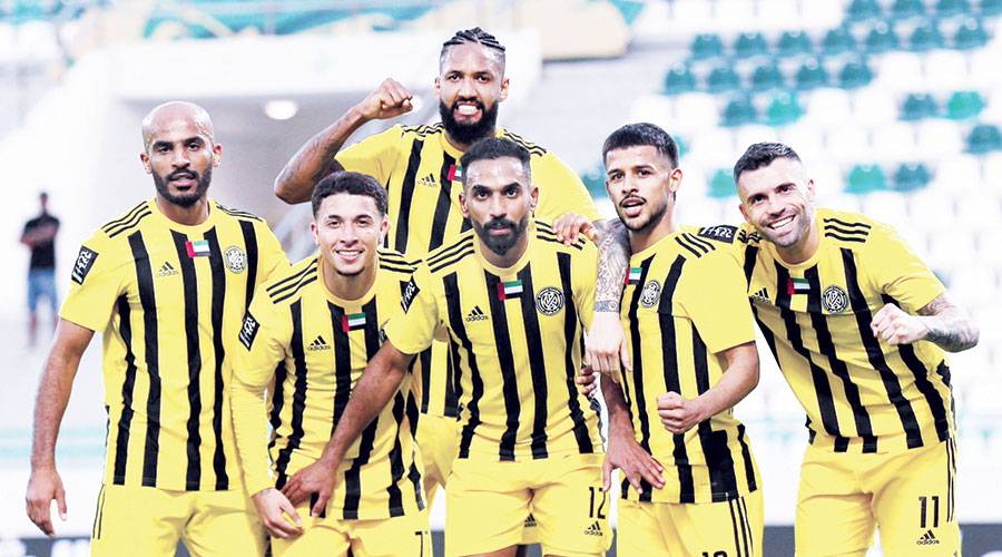 فرحة لاعبي اتحاد كلباء بالفوز