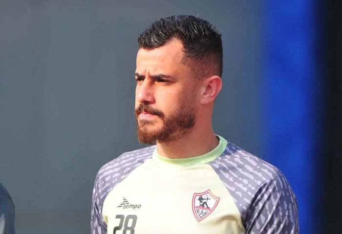 كشف حقيقة رفع اسم الونش وعبد الشافي من قائمة الزمالك