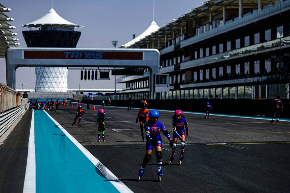 حلبة مرسى ياس