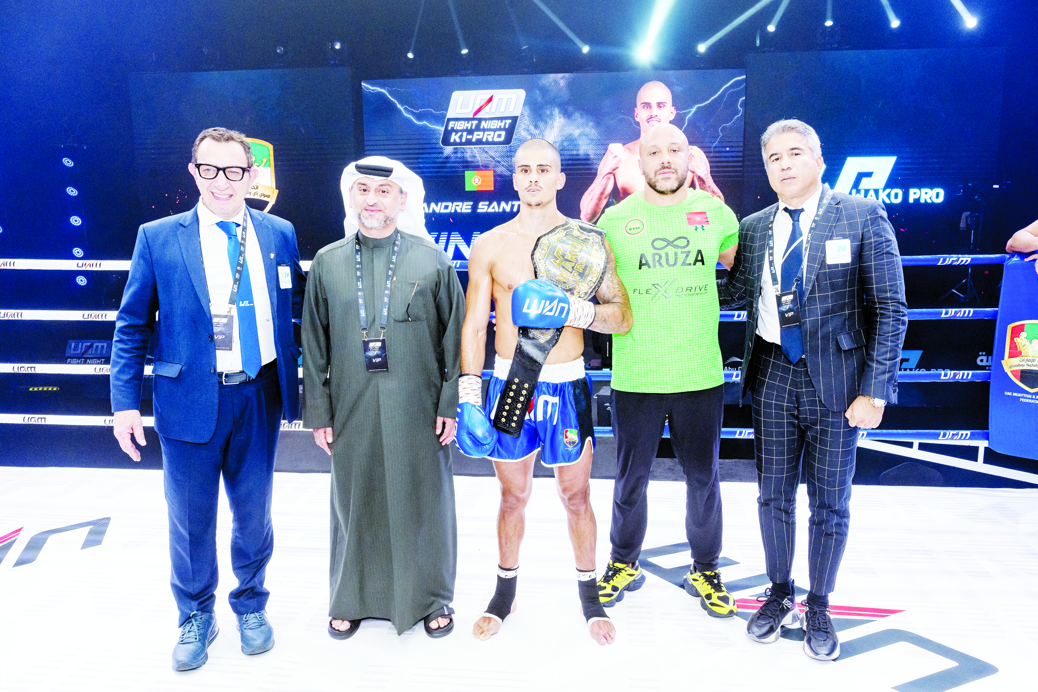 خلال تتويج البطل 