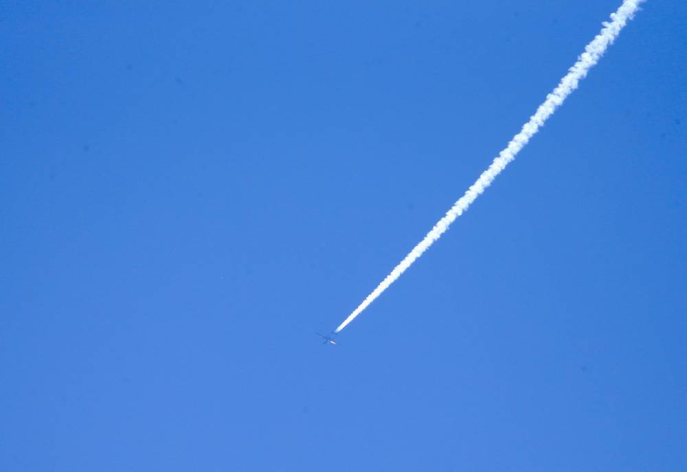 حزب الله يعلن استهداف قاعدة إسرائيلية بـ 60 صاروخاً