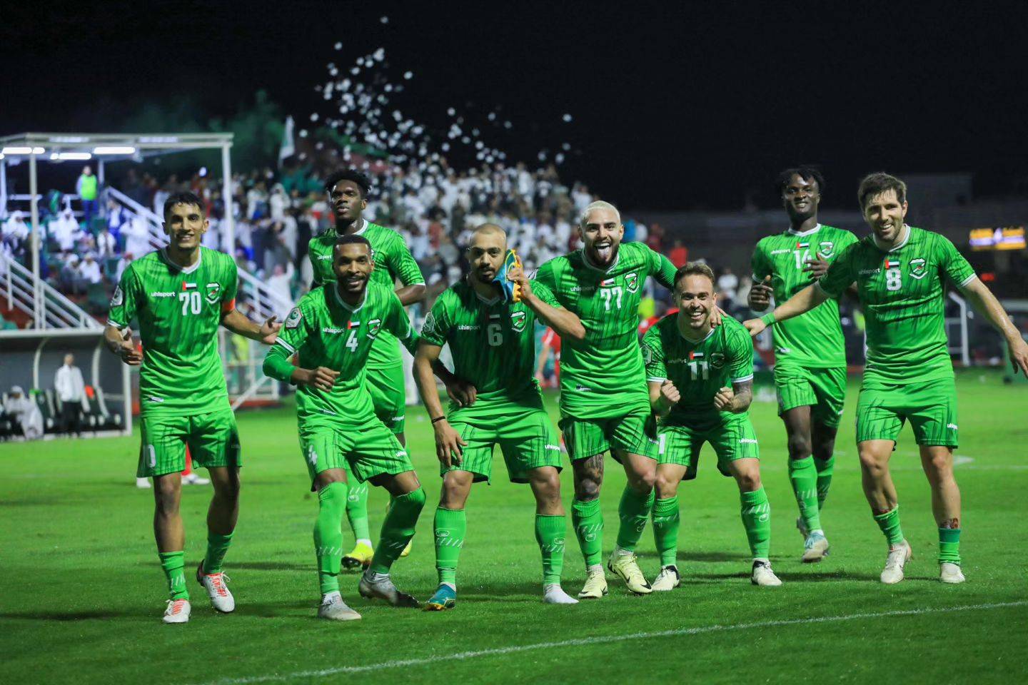 فرحة لاعبي العروبة