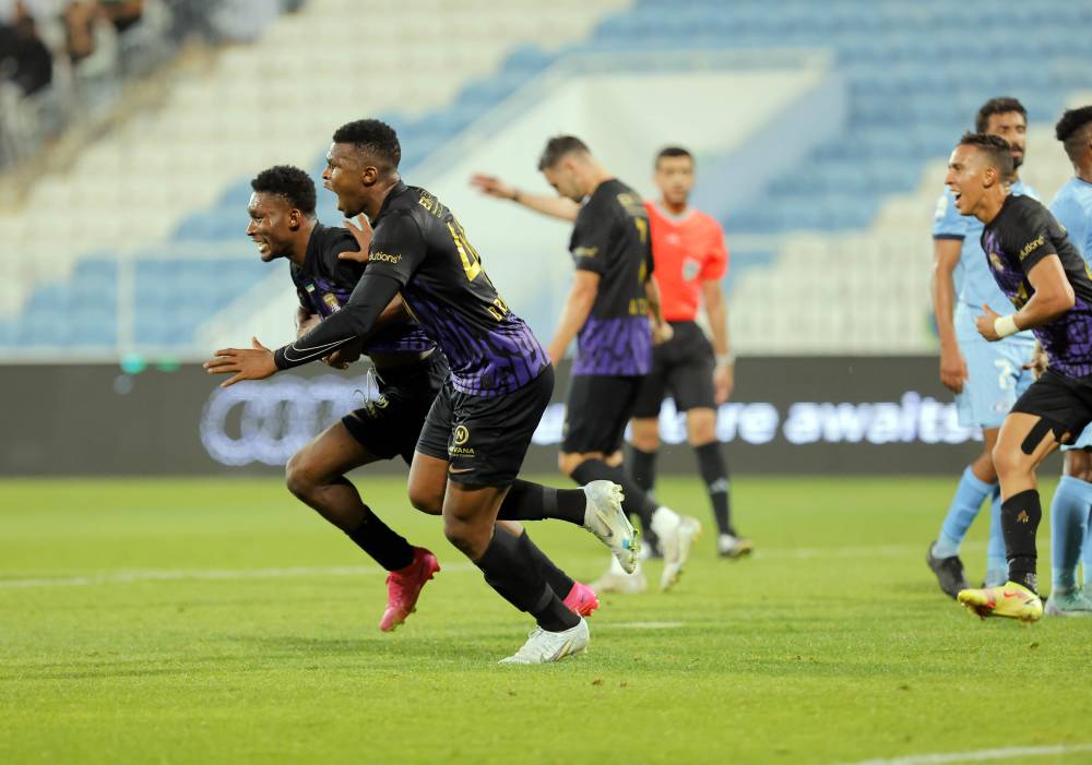 مباراة بني ياس والعين في دوري ادنوك للمحترفين
