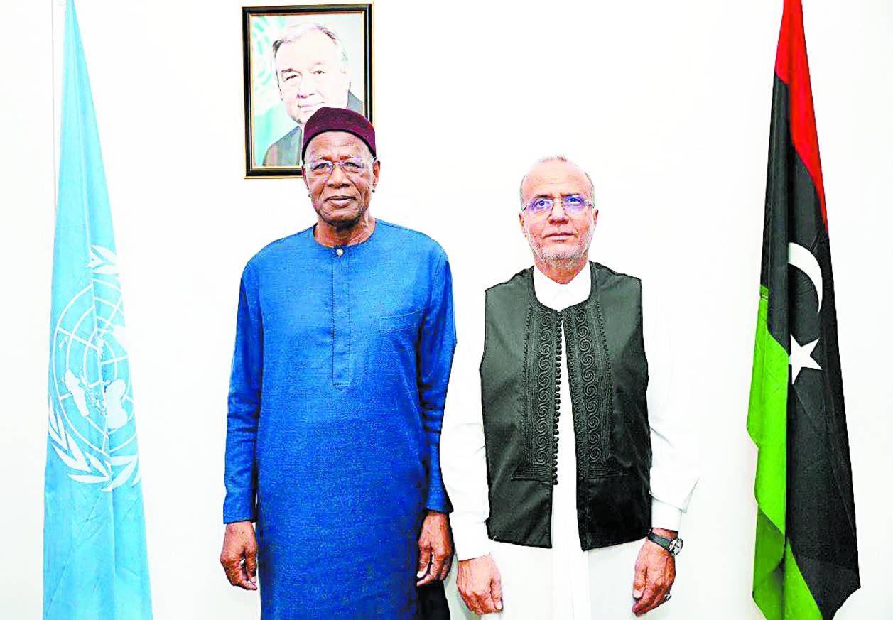 النائب بالمجلس الرئاسي عبد الله اللافي خلال استقباله باتيلي (ارشيفية)