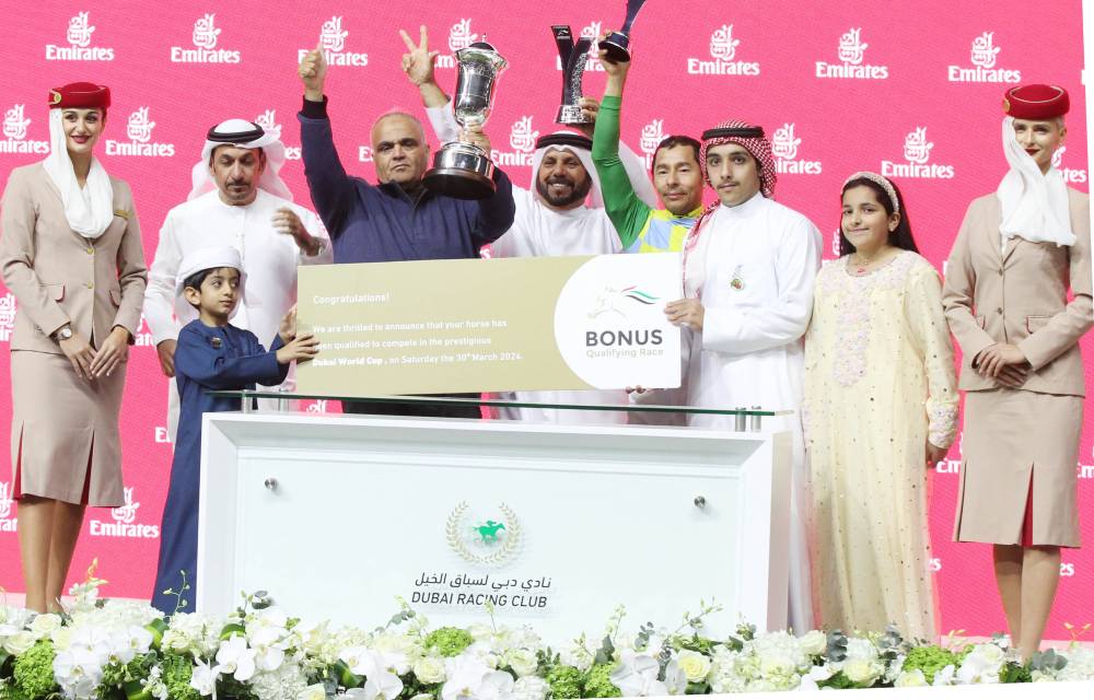 تتويج أبطال كأس آل مكتوم كلاسيك (تصوير: جون)