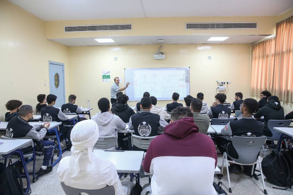 اثناء حصص المراجعة للامتحانات