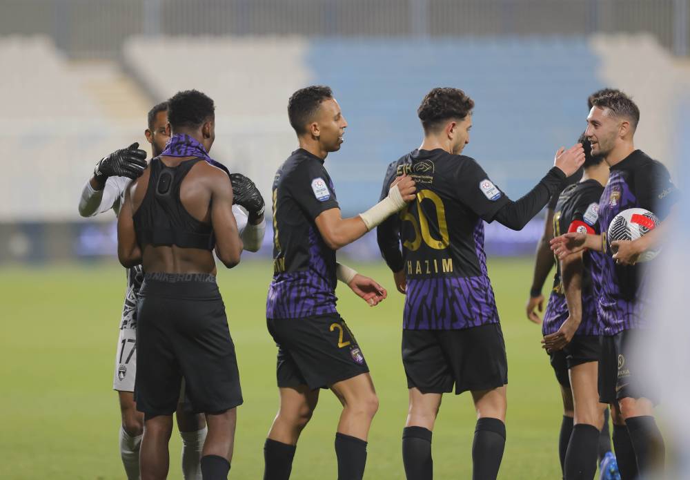 مباراة بني ياس والعين في دوري ادنوك للمحترفين