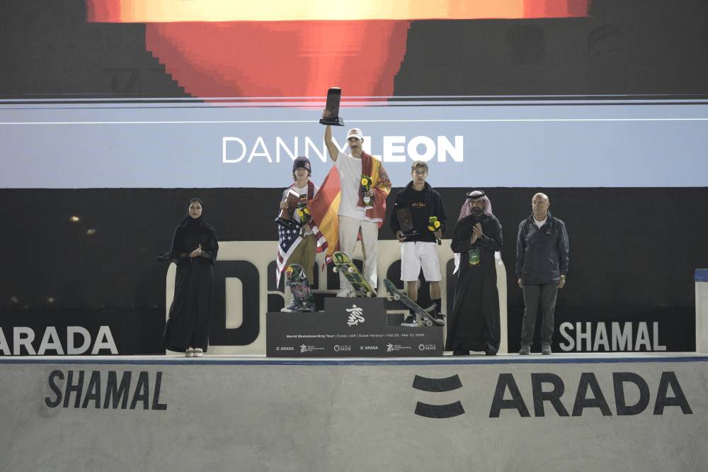 إسبانيا تتصدر جولة بارك للتزلج على اللوح في دبي