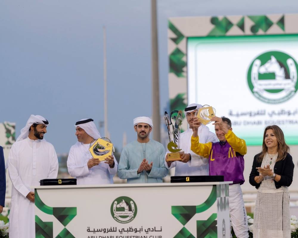 تتويج مالك وفارس ومدرب «آر بي ياس مان»