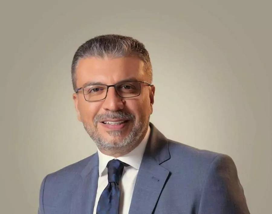 نقل مذيع مصري إلى المستشفى إثر حادث أثناء تصوير برنامجه