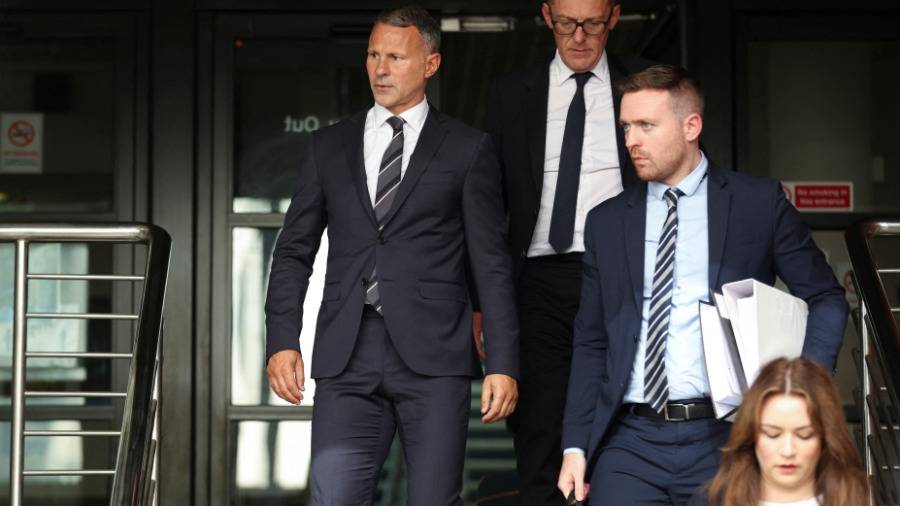 جيجز يعمل في الكواليس بسبب عنفه المنزلي