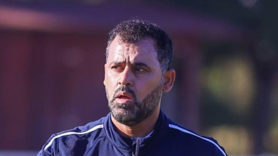 تداعيات عقوبة مدرب شباب العراق تتصاعد ..وتضارب معلومات عن سببها