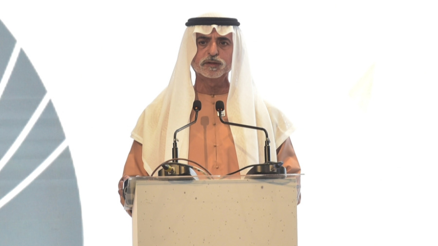 برعاية منصور بن زايد.. نهيان بن مبارك يفتتح مؤتمر «القرآن الكريم وآفاق العلوم الكونية»