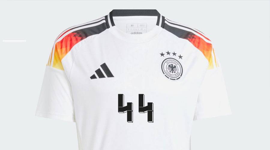  قميص منتخب ألمانيا الرقم 44 
