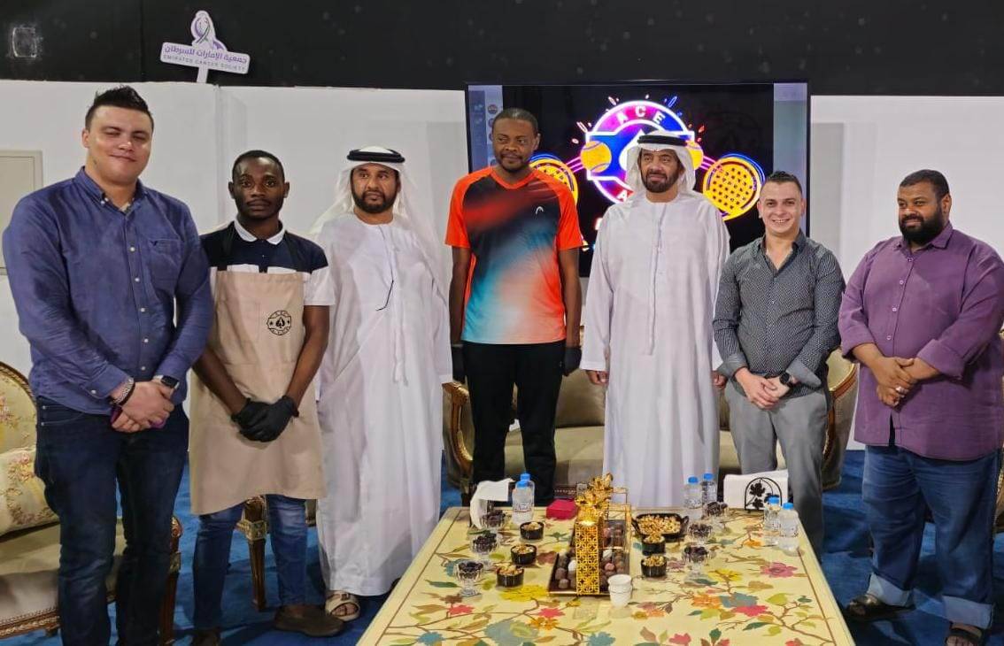 سالم بن ركاض يكرم الفائزين 