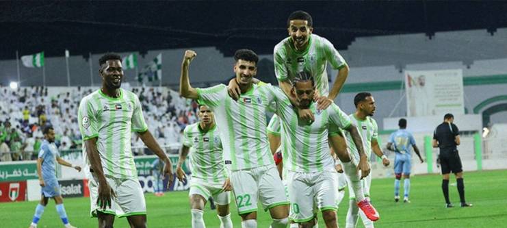 فرحة لاعبي الحصن