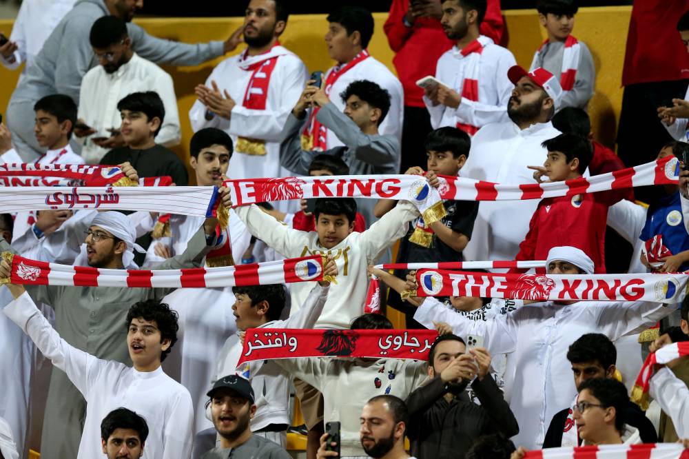 مباراة الوصل والشارقة في دوري أدنوك للمحترفين    تصوير : (( هيثم الخاتم ))