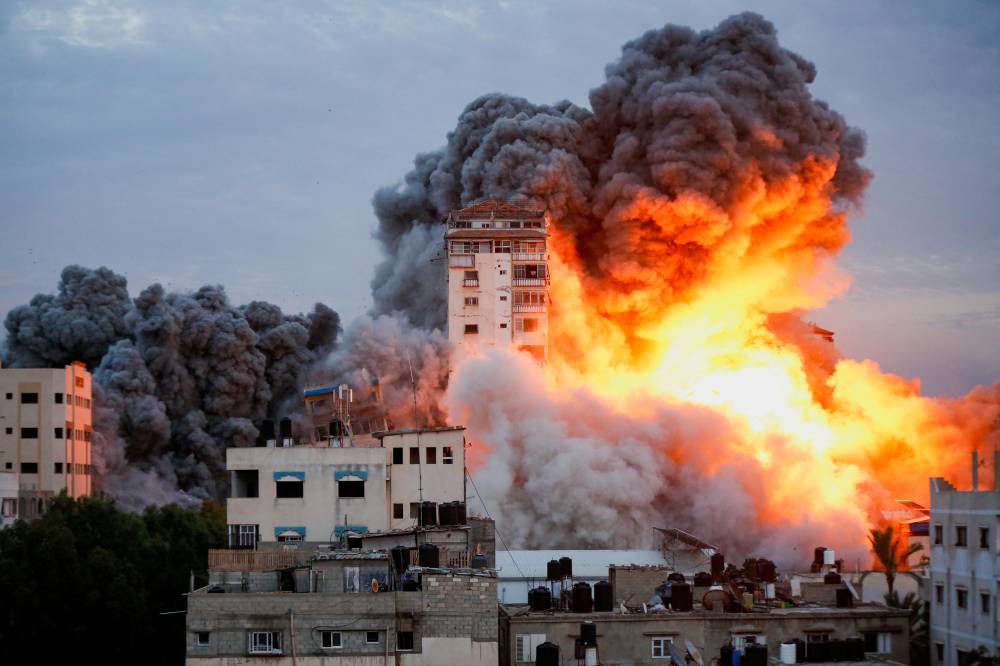 
مقتل 33482 فلسطينياً في الهجوم الإسرائيلي على غزة منذ 7 أكتوبر