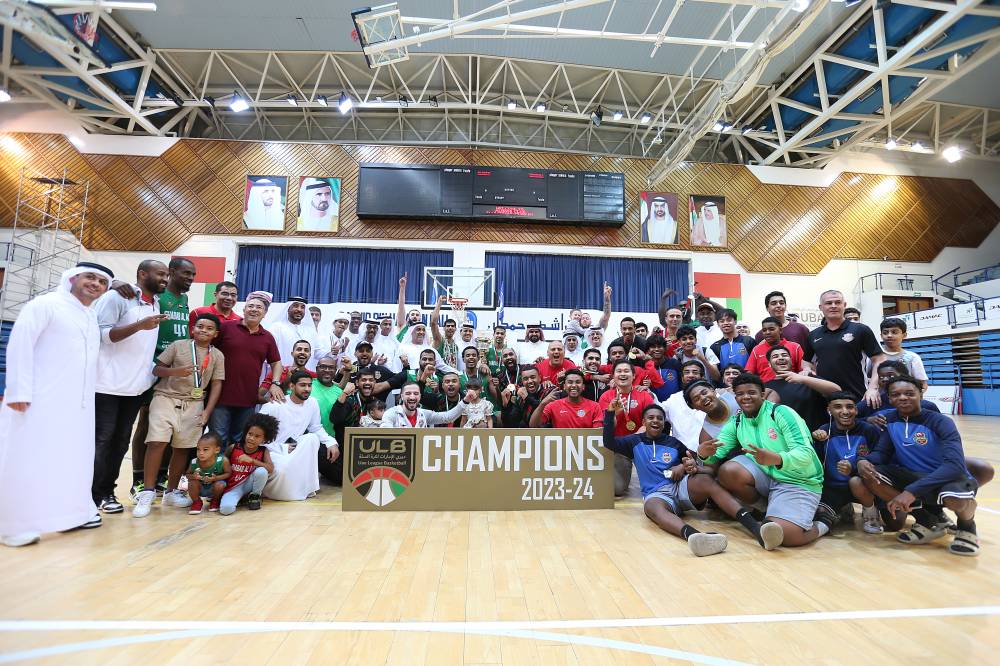 تتويج شباب الأهلي( تصوير: يوسف الأمير)