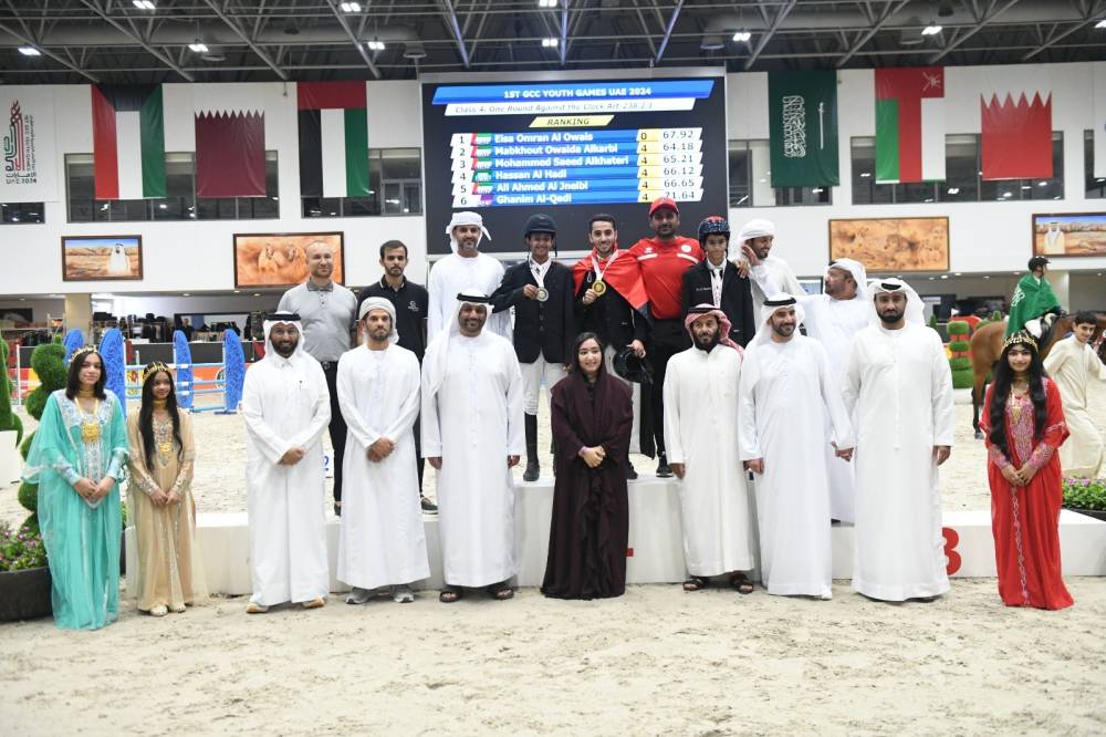 روضة بنت مكتوم والمطوع والحزامي واليحيائي يتوجون أبطال قفز الحواجز