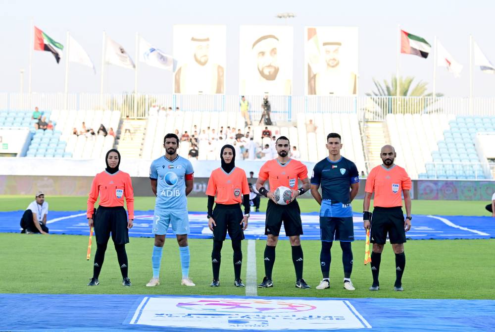 طاقم تحكيم مباراة بني ياس وحتا