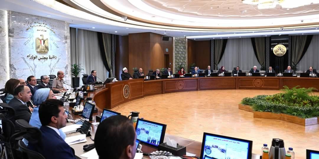 تمديد استقبال تحويلات استيراد السيارات للمصريين في الخارج