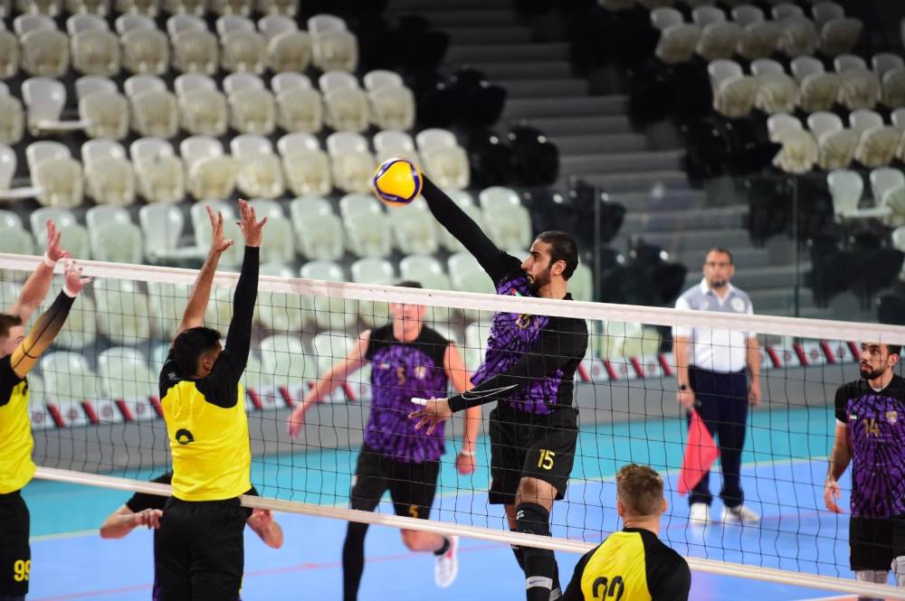 من مباراة العين والوصل