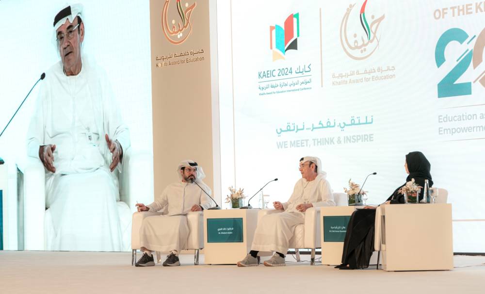 زكي نسيبة: الإمارات حققت قفزات كبيرة في مجال التعليم العام والجامعي