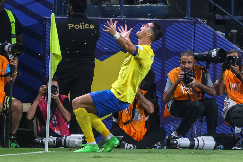 رونالدو: الأرقام القياسية تلاحقني.. والأهم النصر